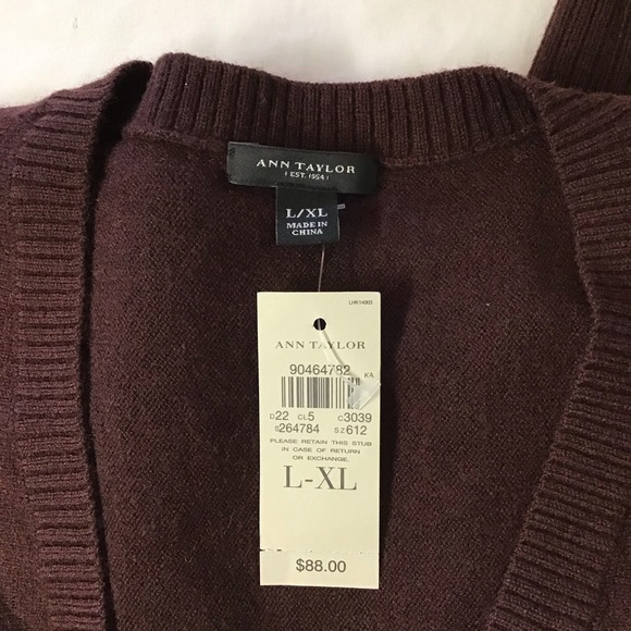 Ann Taylor box shape  loose fit sweater - Picture 3 of 6